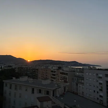 à 5 Minutes Et Vue Splendide Nizza